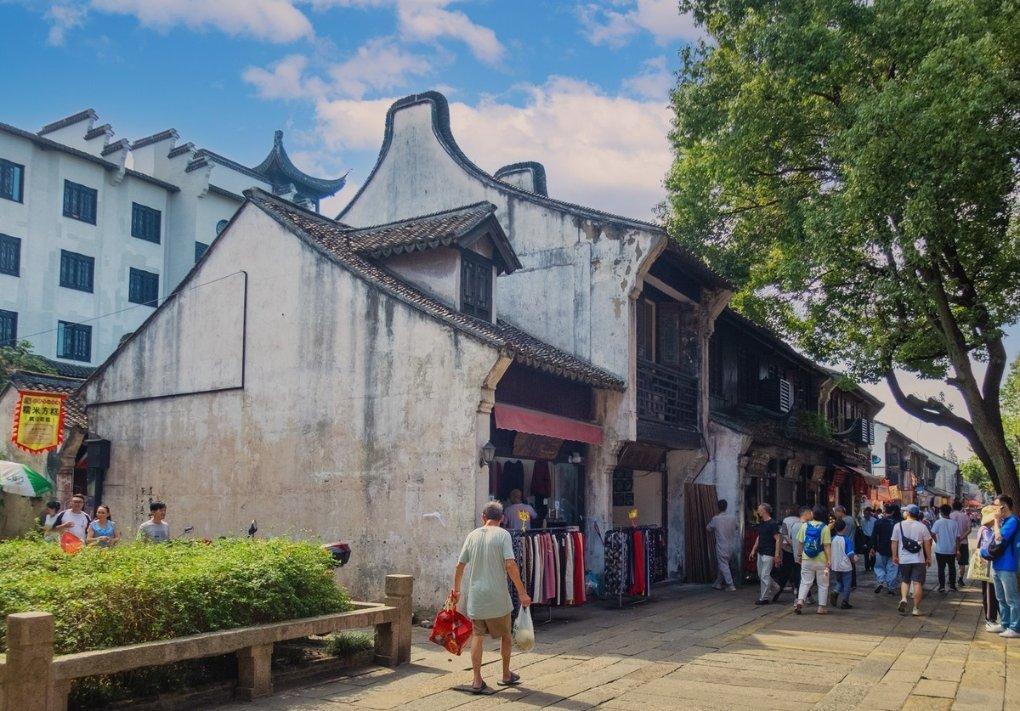 农发行西平县支行开展春节前走访慰问困难员工主题活动