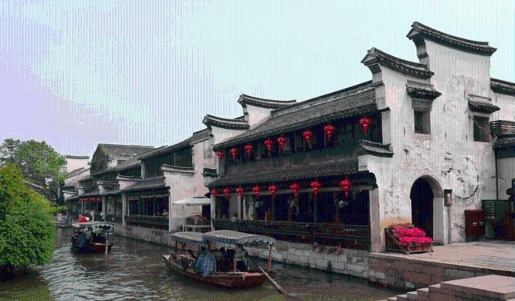 专业是人事行政，想问一下在重庆做人事，有没有发展前途？